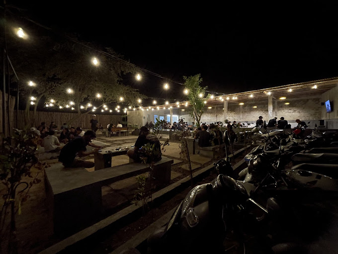 suasana praja coffee